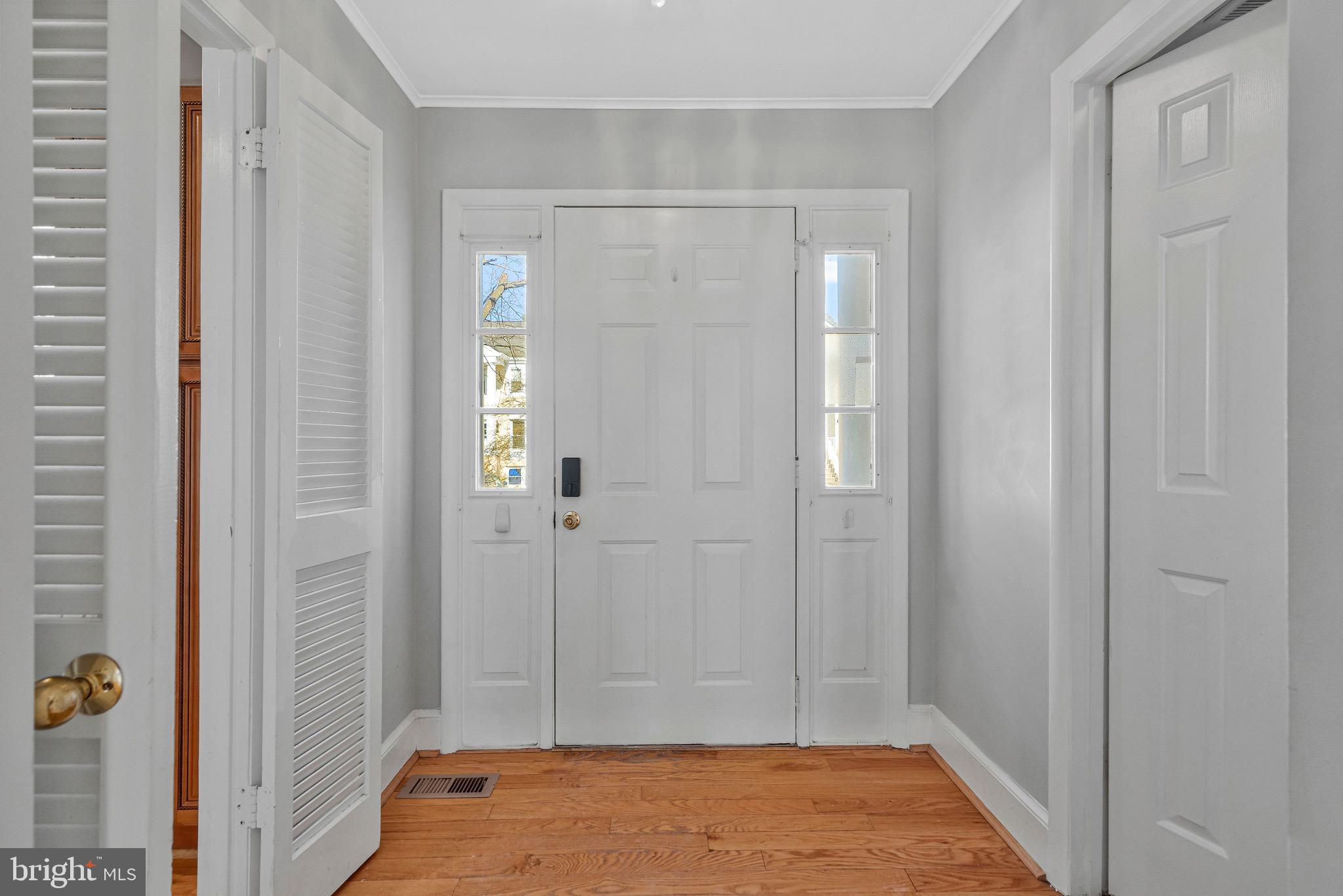8505 JEFFERSONIAN COURT