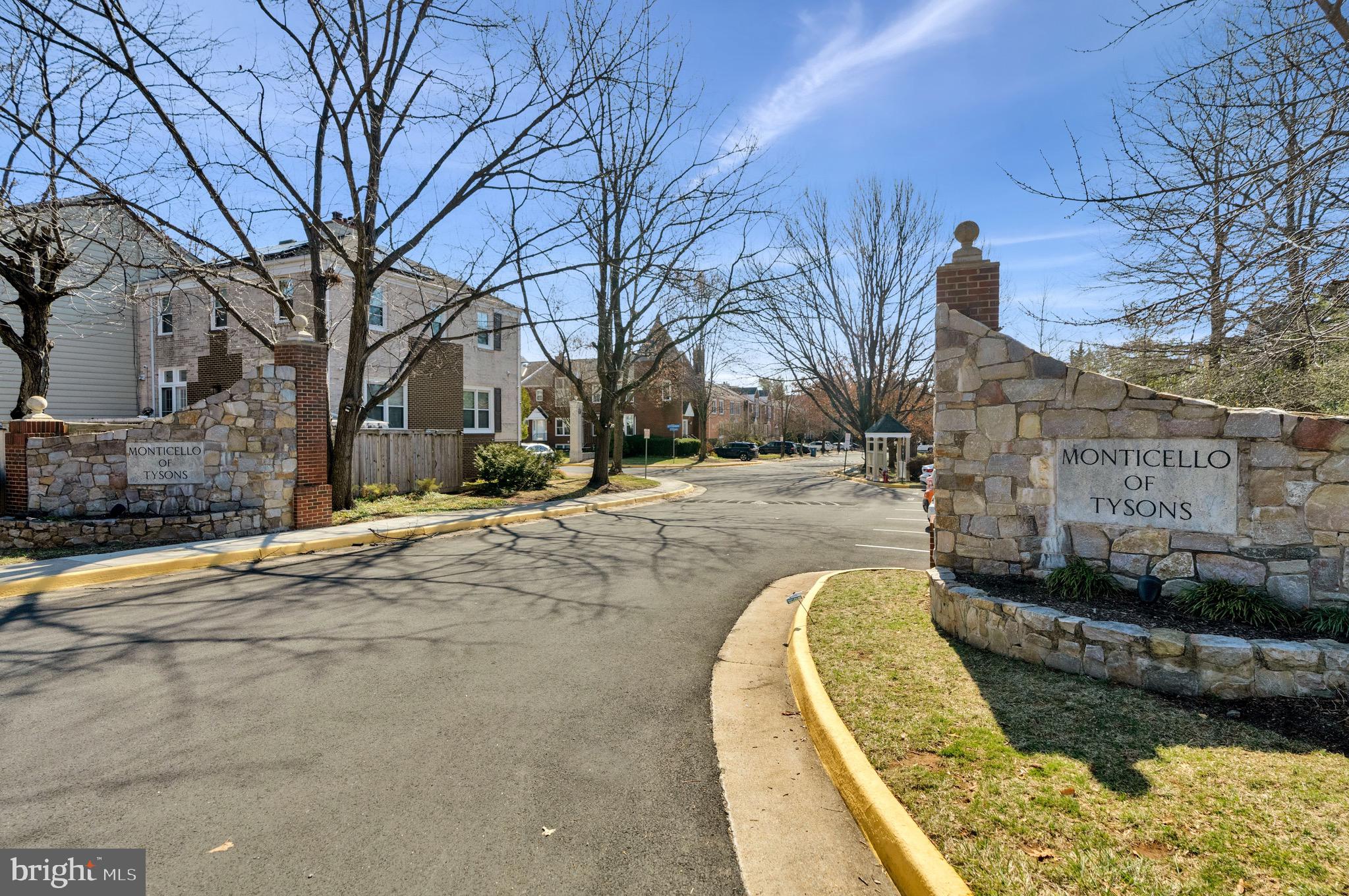 8505 JEFFERSONIAN COURT