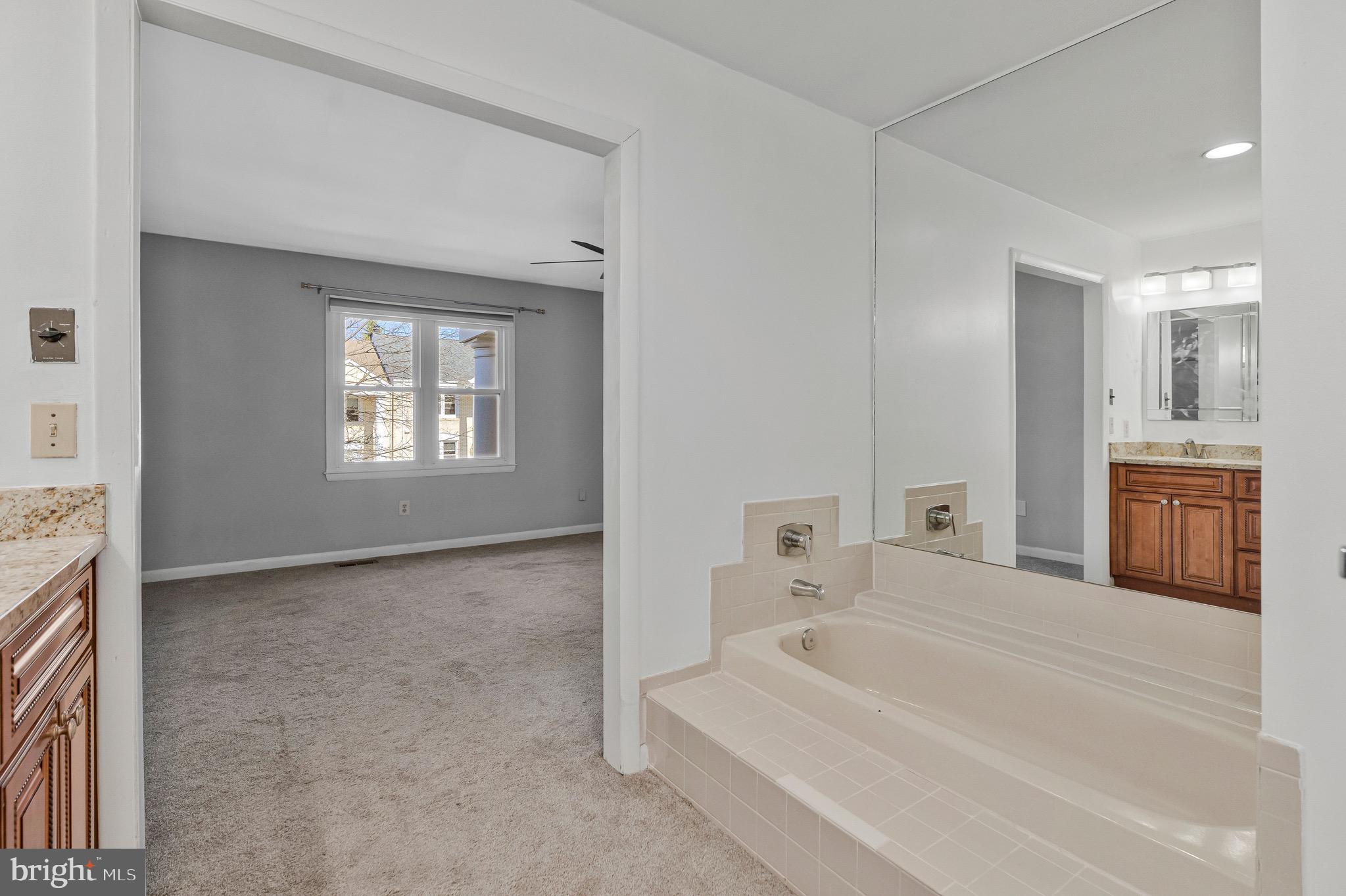 8505 JEFFERSONIAN COURT