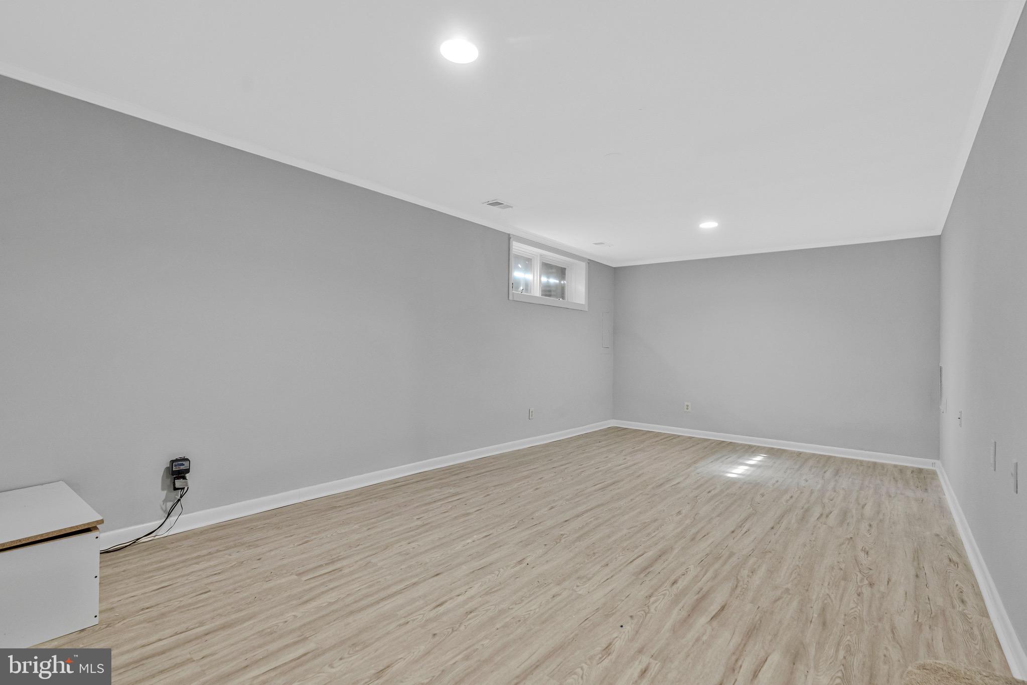 8505 JEFFERSONIAN COURT