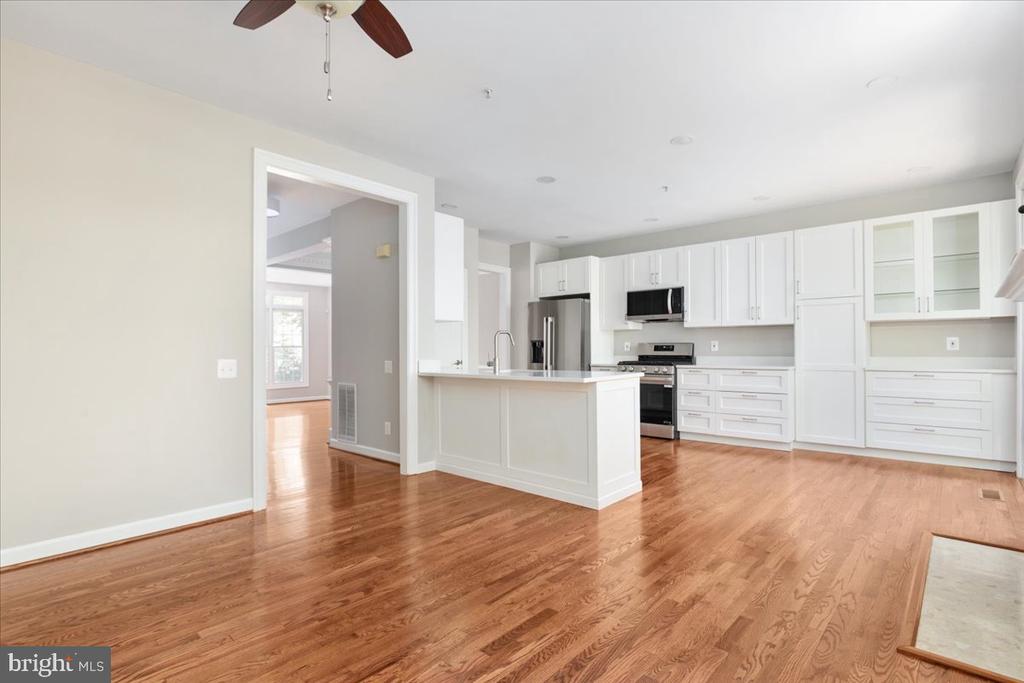 9602 LAGERSFIELD CIRCLE