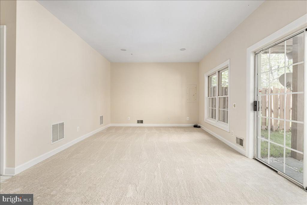 9602 LAGERSFIELD CIRCLE
