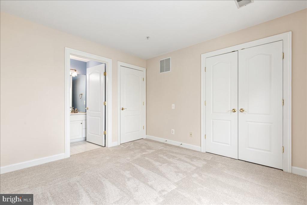 9602 LAGERSFIELD CIRCLE