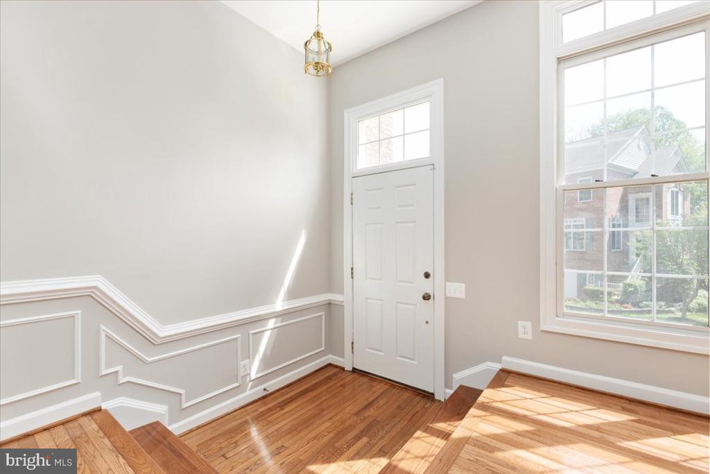 9602 LAGERSFIELD CIRCLE