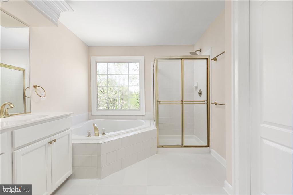 9602 LAGERSFIELD CIRCLE