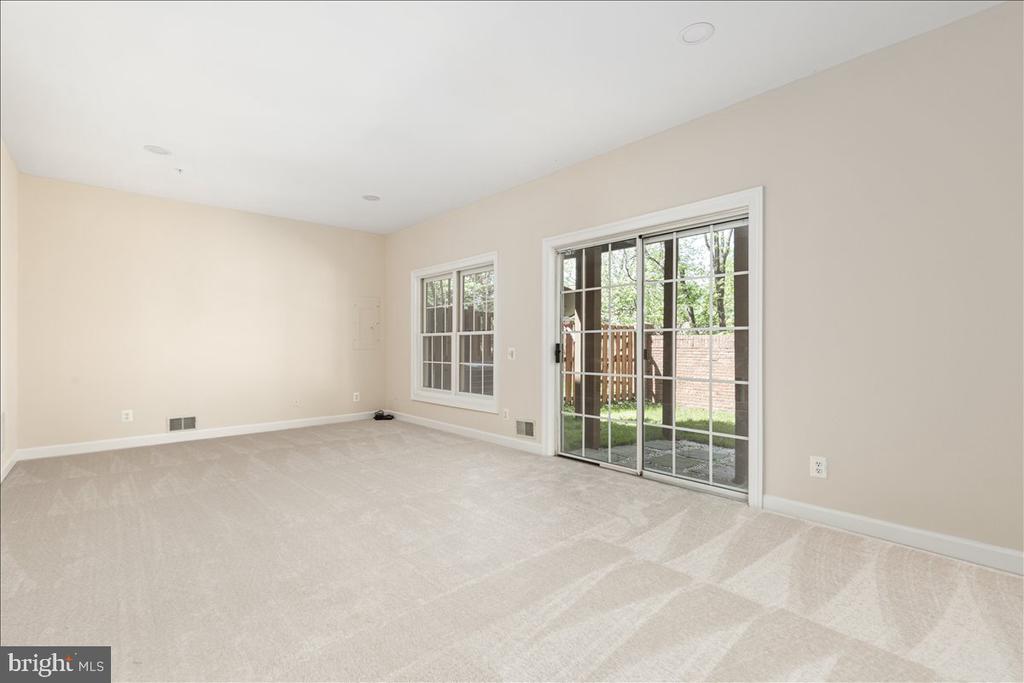 9602 LAGERSFIELD CIRCLE