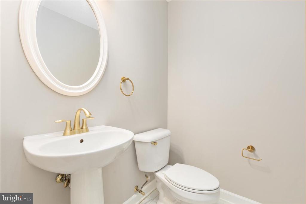 9602 LAGERSFIELD CIRCLE