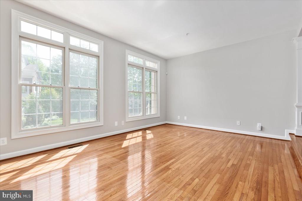 9602 LAGERSFIELD CIRCLE