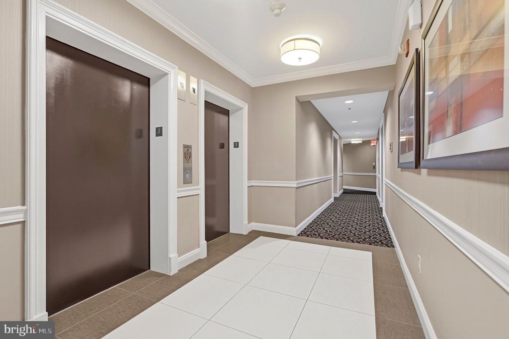 1625 INTERNATIONAL DRIVE Unit: 321