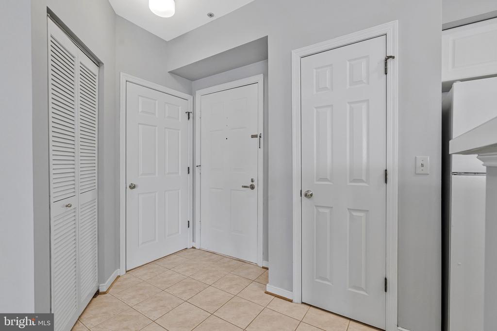 1625 INTERNATIONAL DRIVE Unit: 321