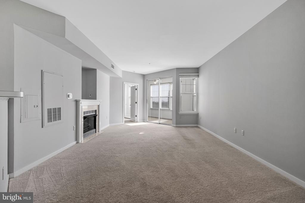 1625 INTERNATIONAL DRIVE Unit: 321