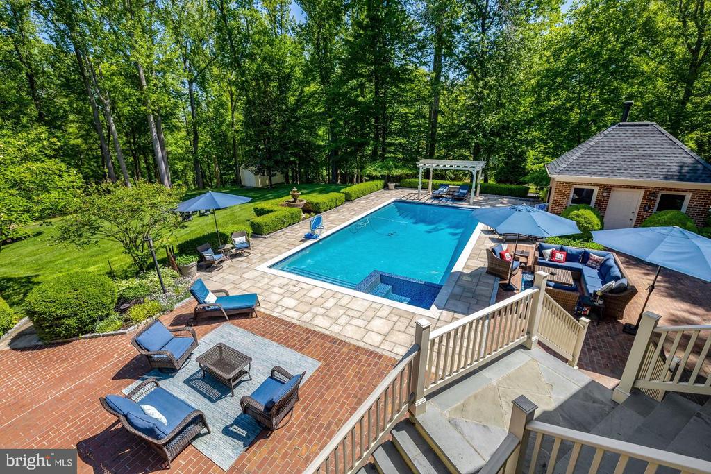 105 INTERPROMONTORY ROAD