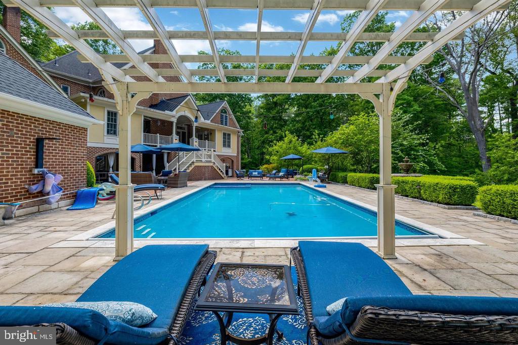 105 INTERPROMONTORY ROAD