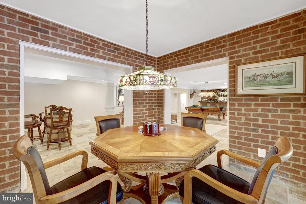 105 INTERPROMONTORY ROAD