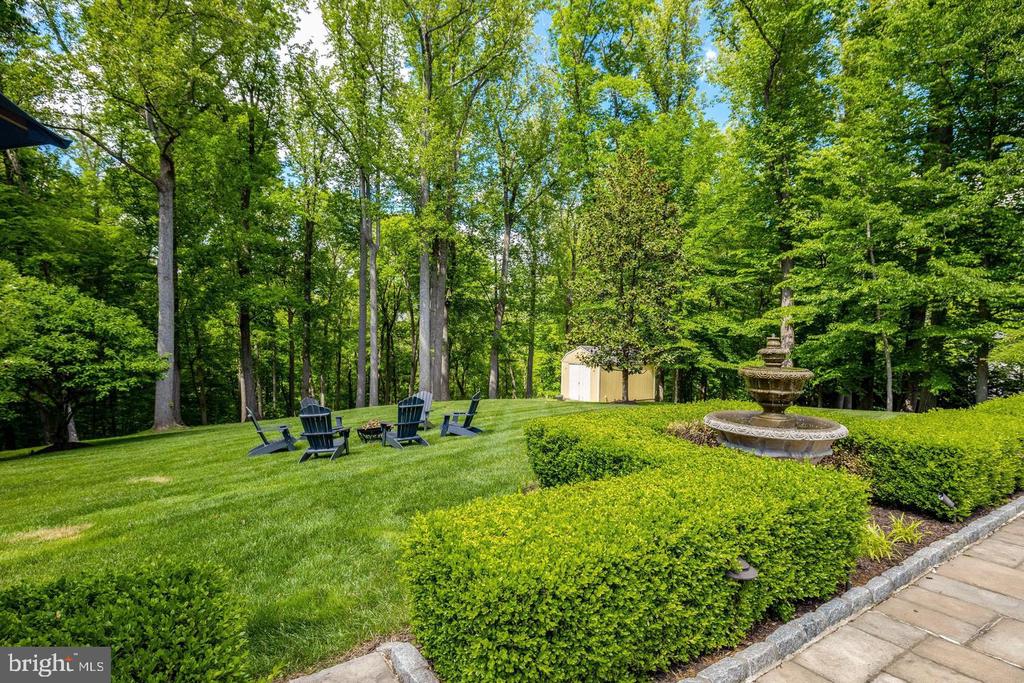 105 INTERPROMONTORY ROAD