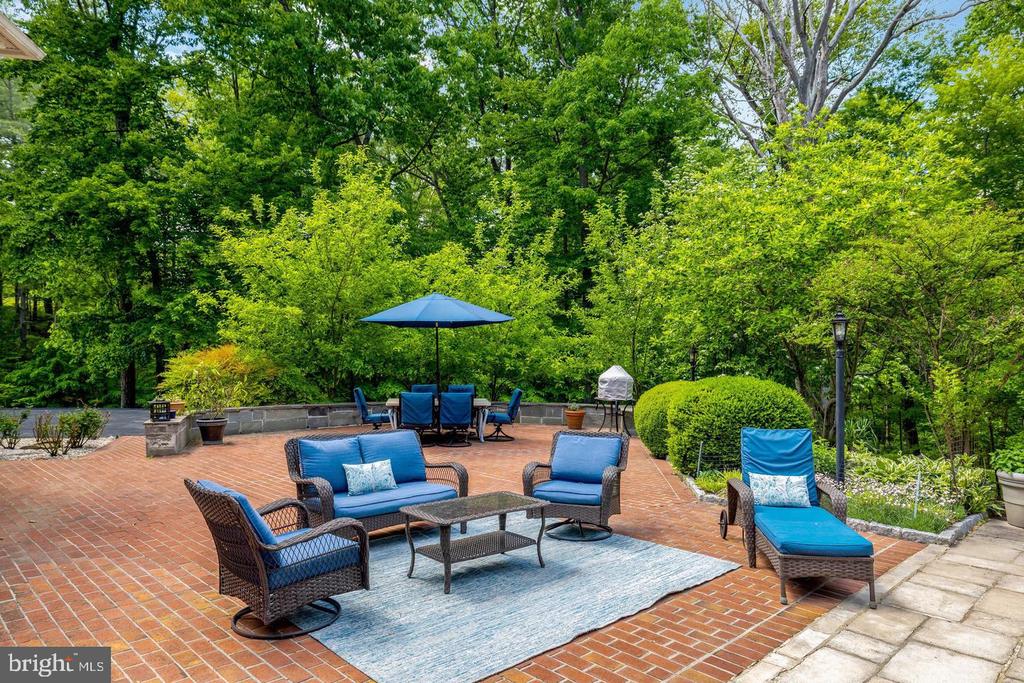 105 INTERPROMONTORY ROAD