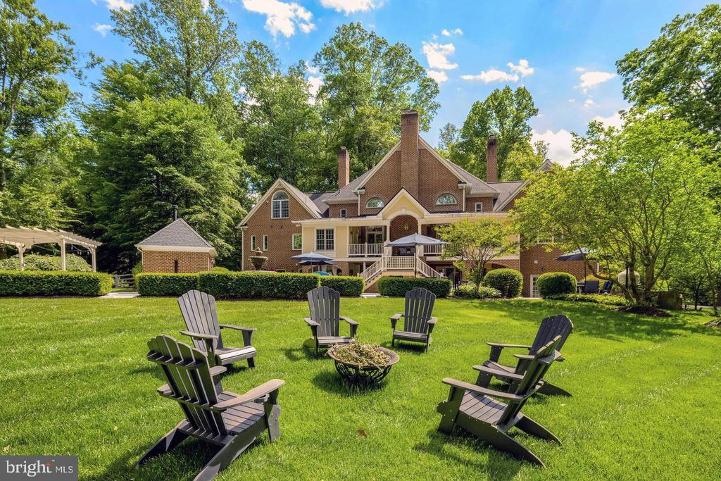 105 INTERPROMONTORY ROAD