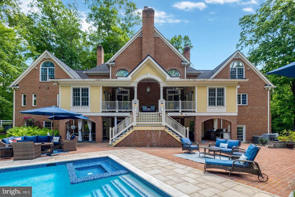 105 INTERPROMONTORY ROAD