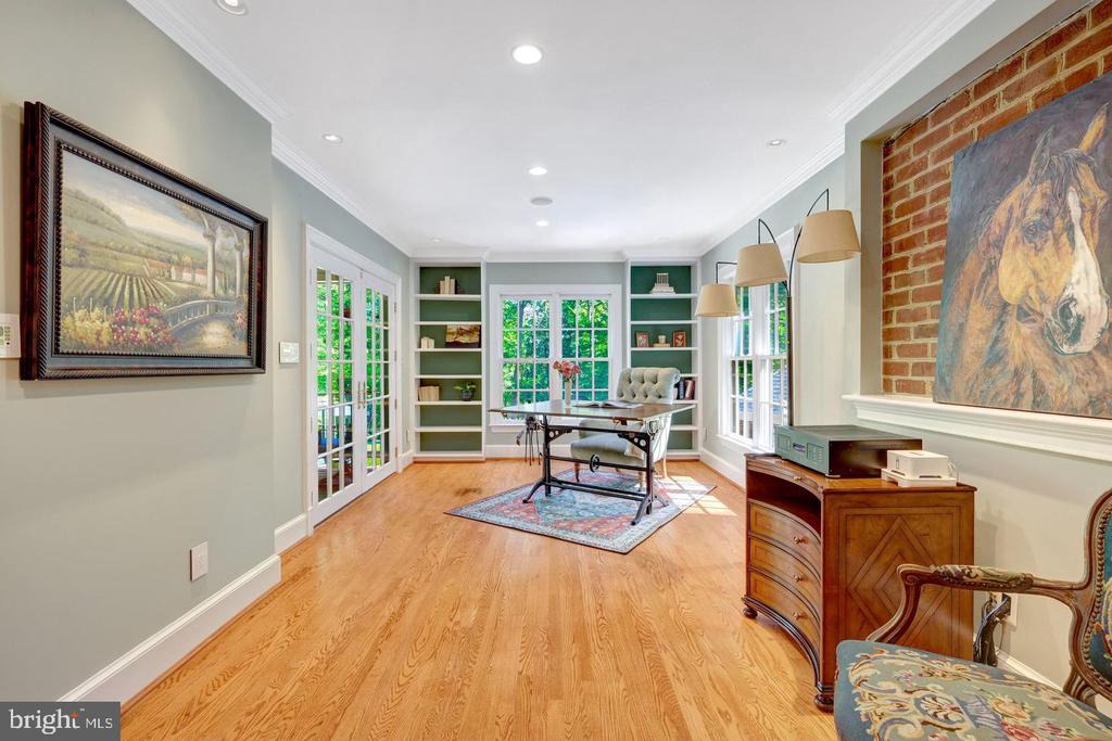 105 INTERPROMONTORY ROAD