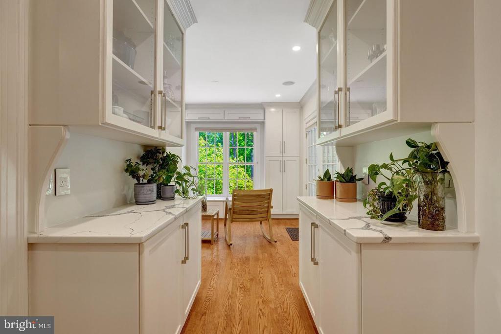 105 INTERPROMONTORY ROAD