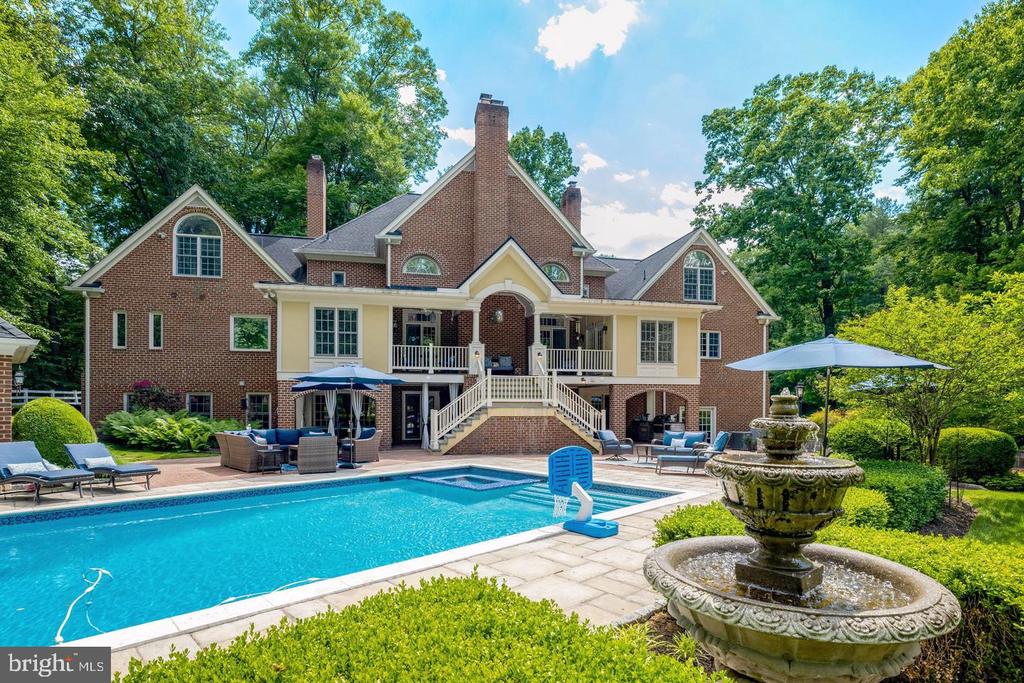 105 INTERPROMONTORY ROAD