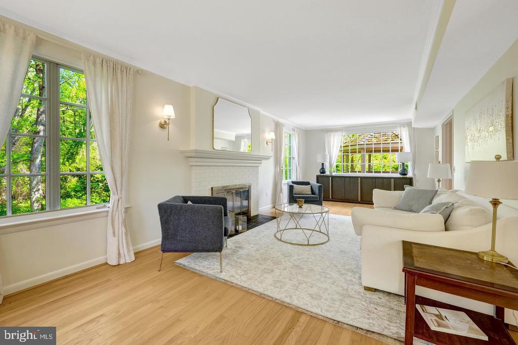 6116 FRANKLIN PARK ROAD