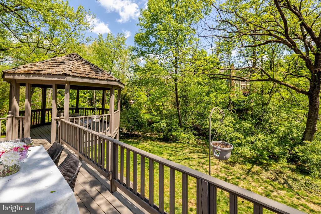 6116 FRANKLIN PARK ROAD