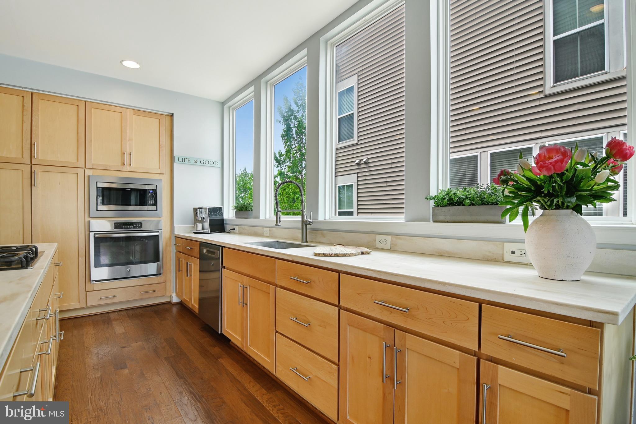 42242 Palladian Blue Ter