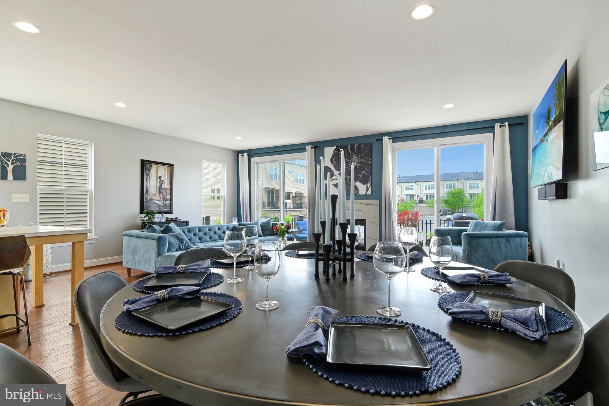 42242 Palladian Blue Ter