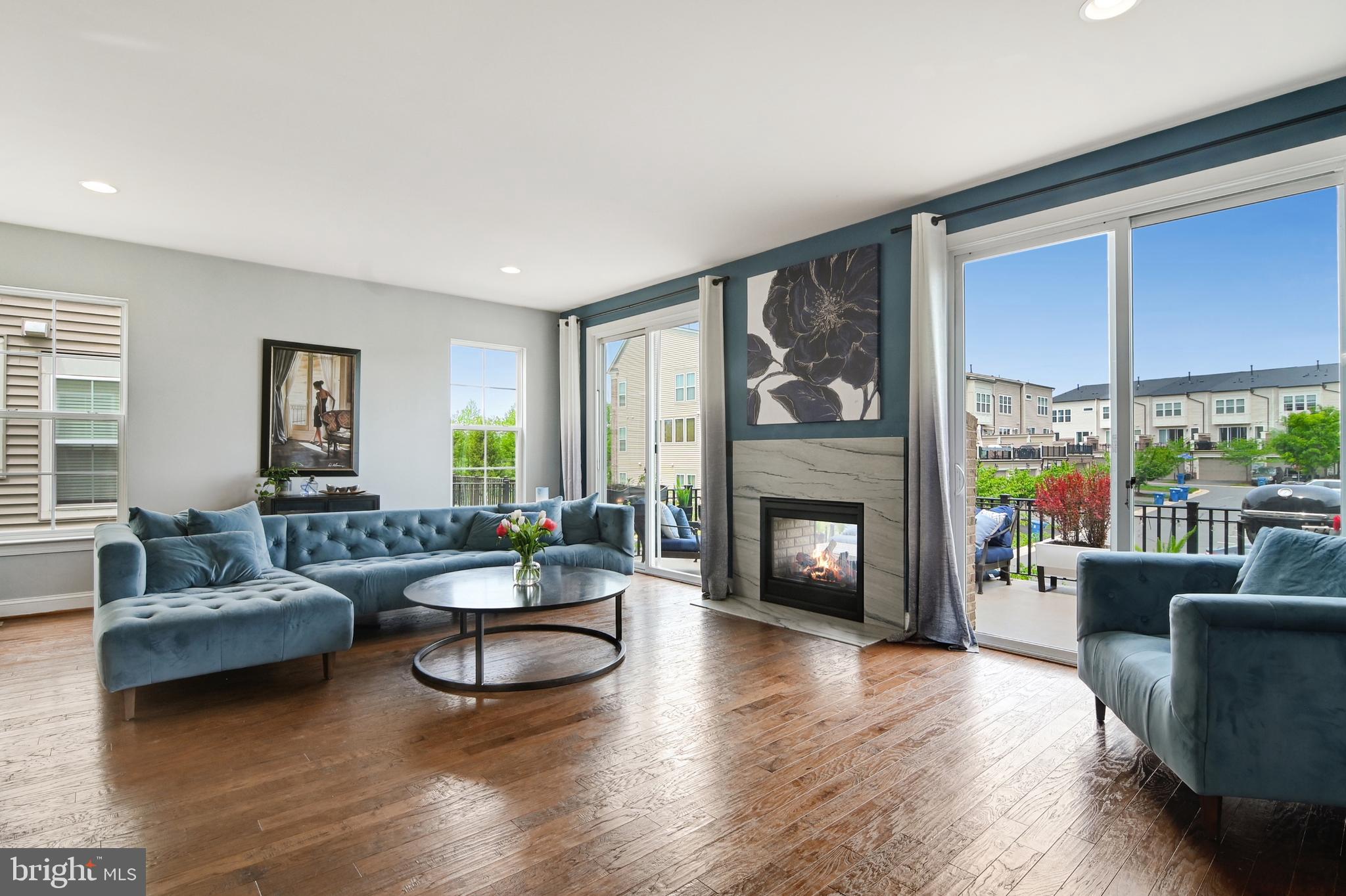 42242 Palladian Blue Ter