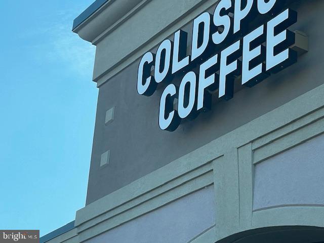 20745 Royal Palace Sq #318