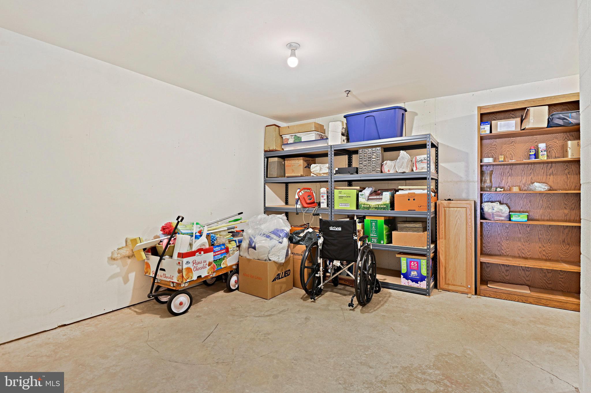 20745 Royal Palace Sq #318