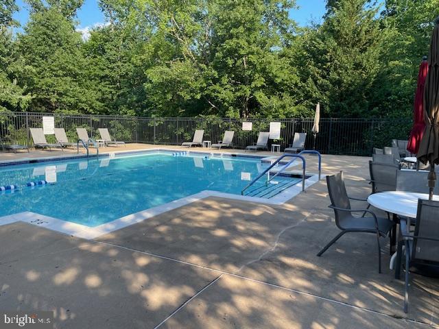 20745 Royal Palace Sq #318