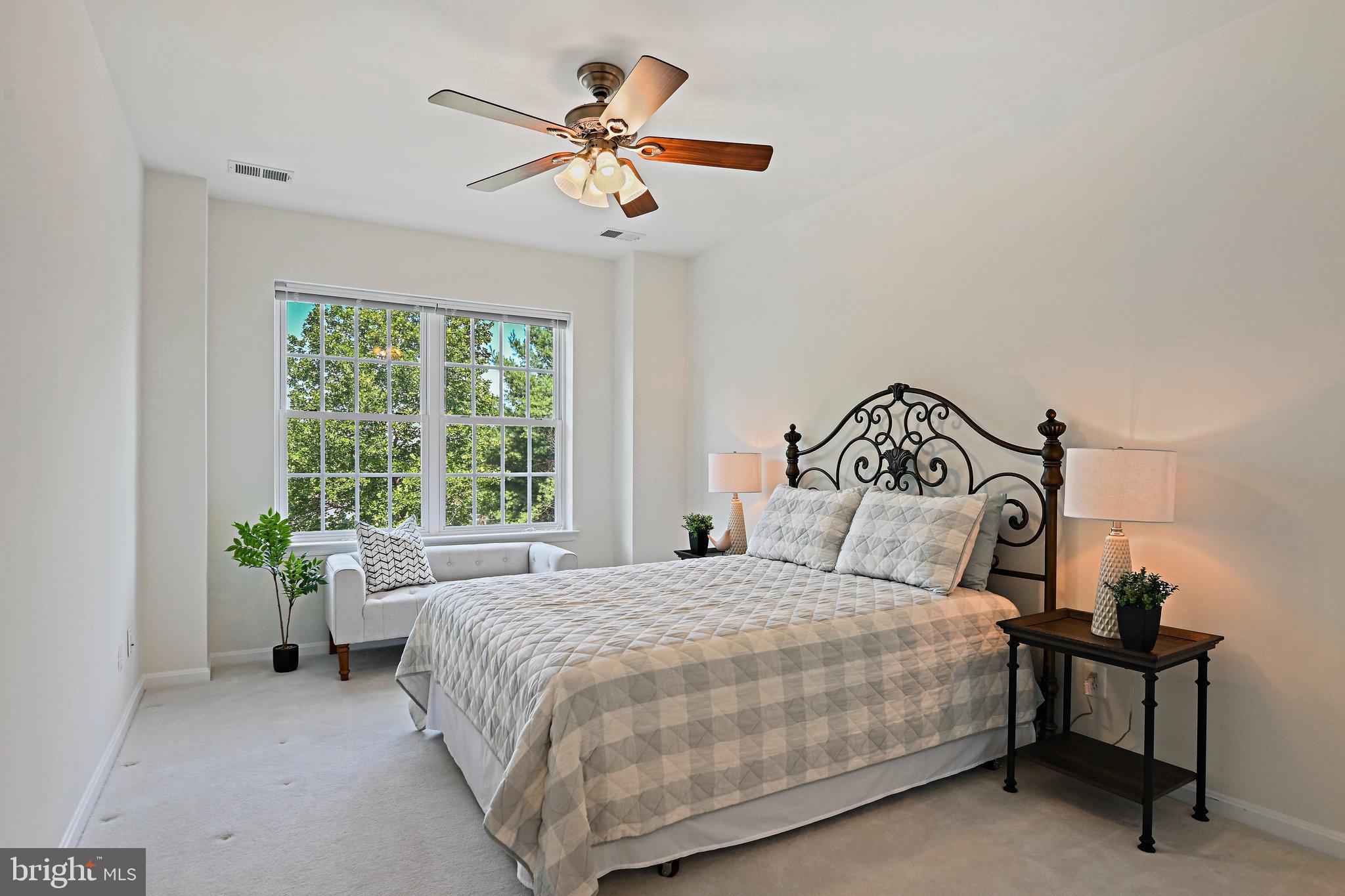 20745 Royal Palace Sq #318