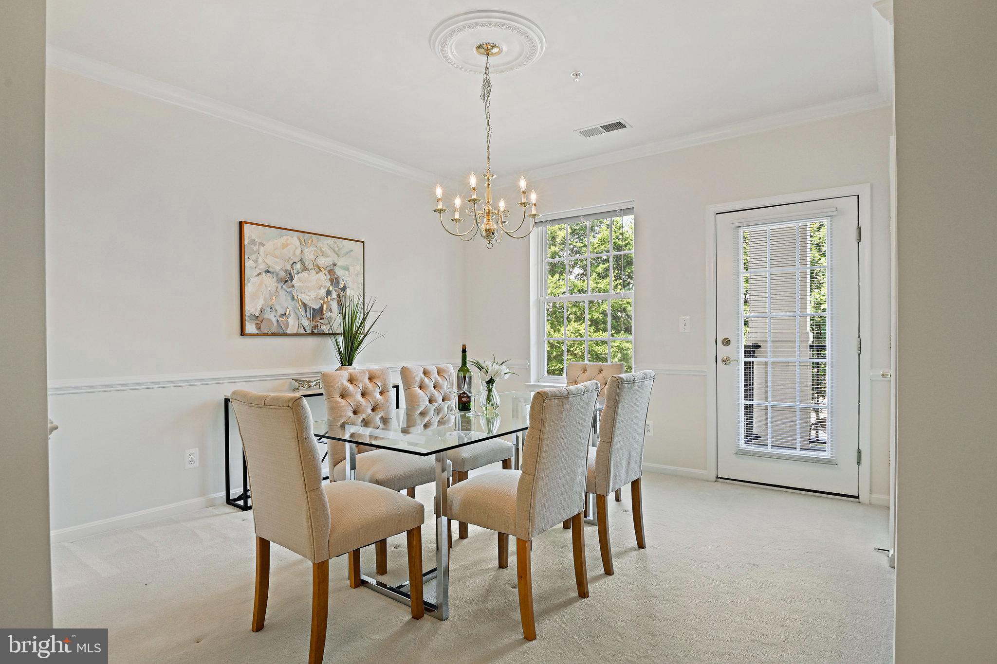 20745 Royal Palace Sq #318