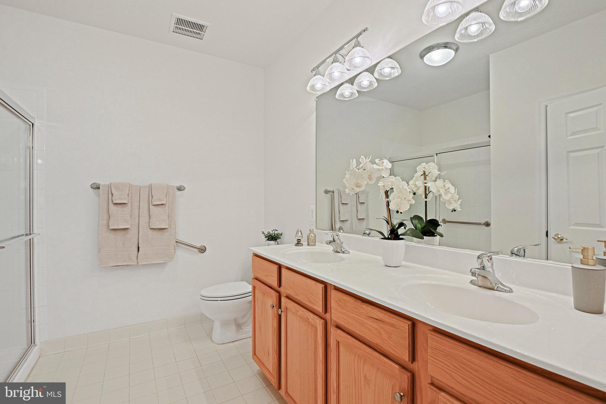 20745 Royal Palace Sq #318