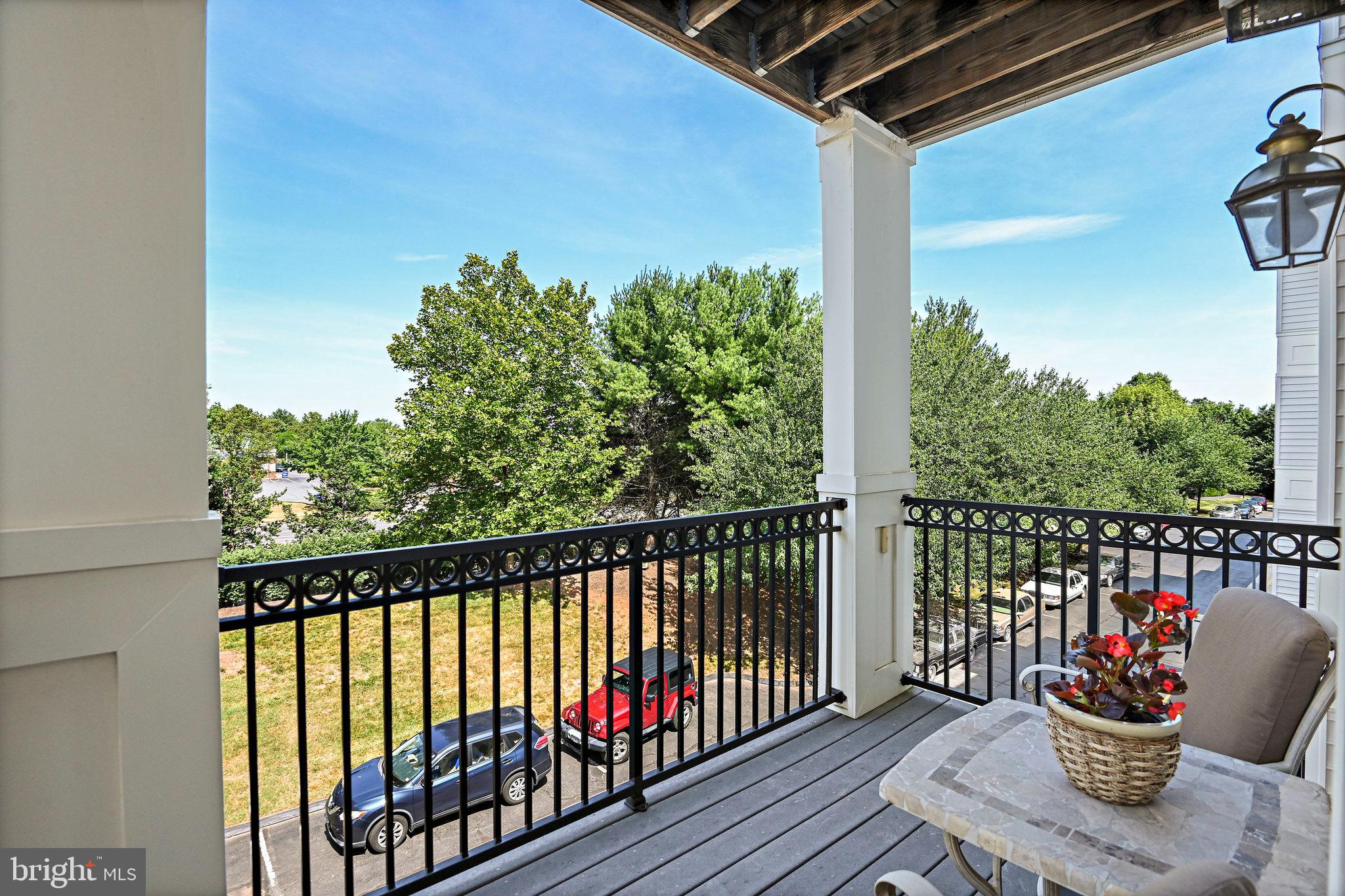 20745 Royal Palace Sq #318