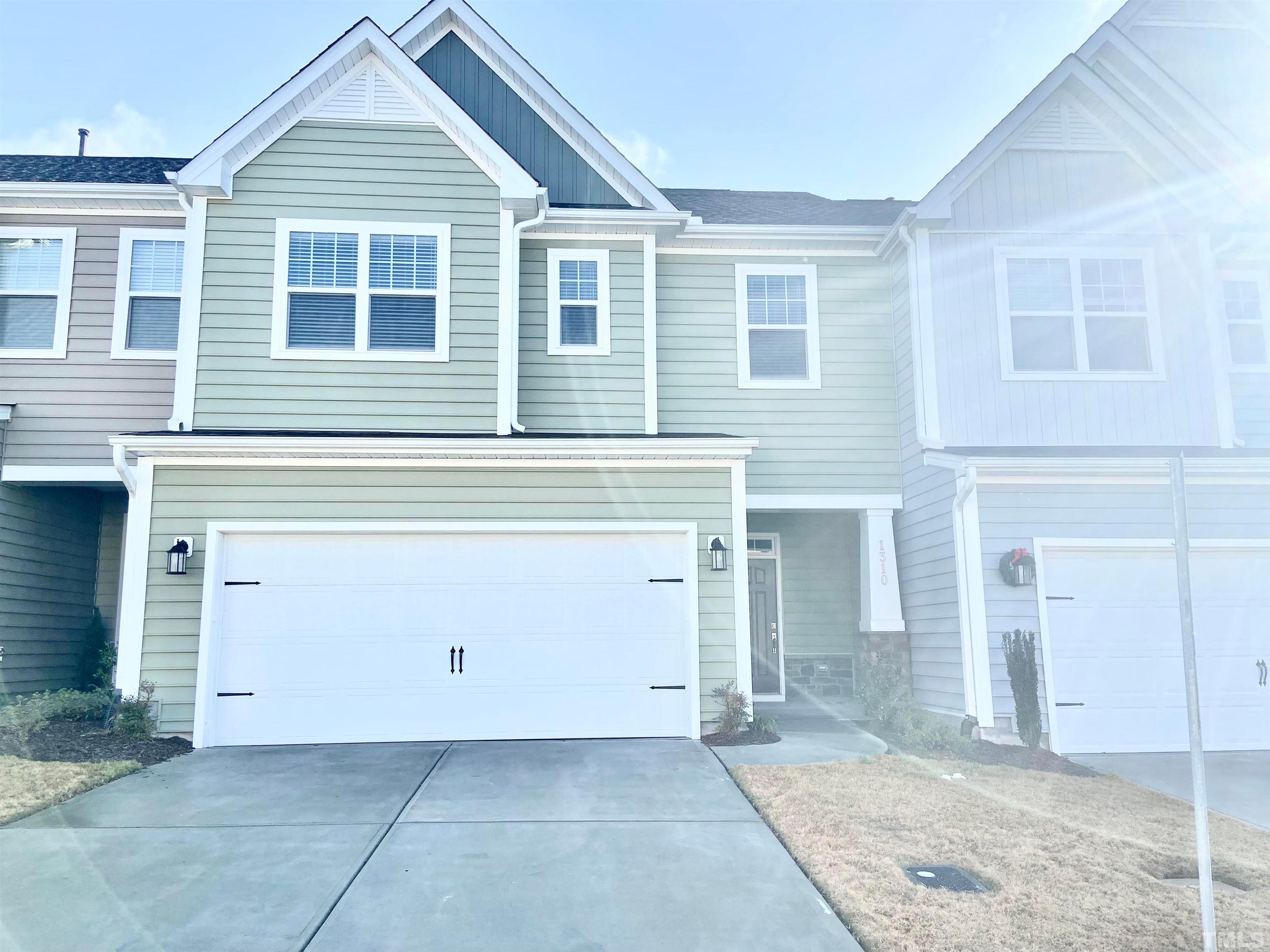1310 White Beach Lane