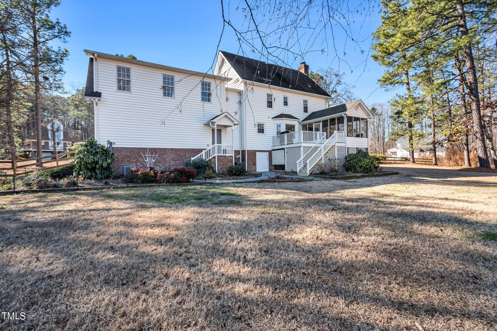 7210 Kingfisher Road