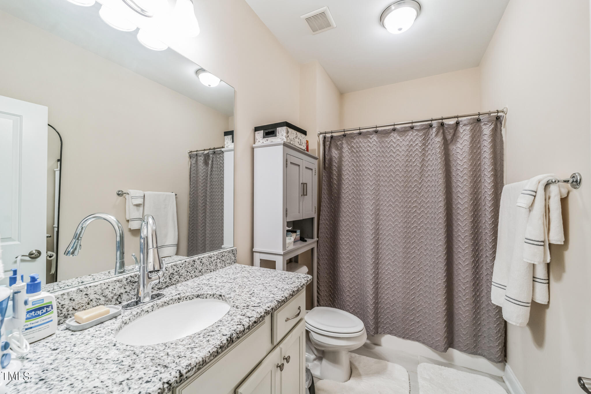 2484 Patriot Bluffs Drive