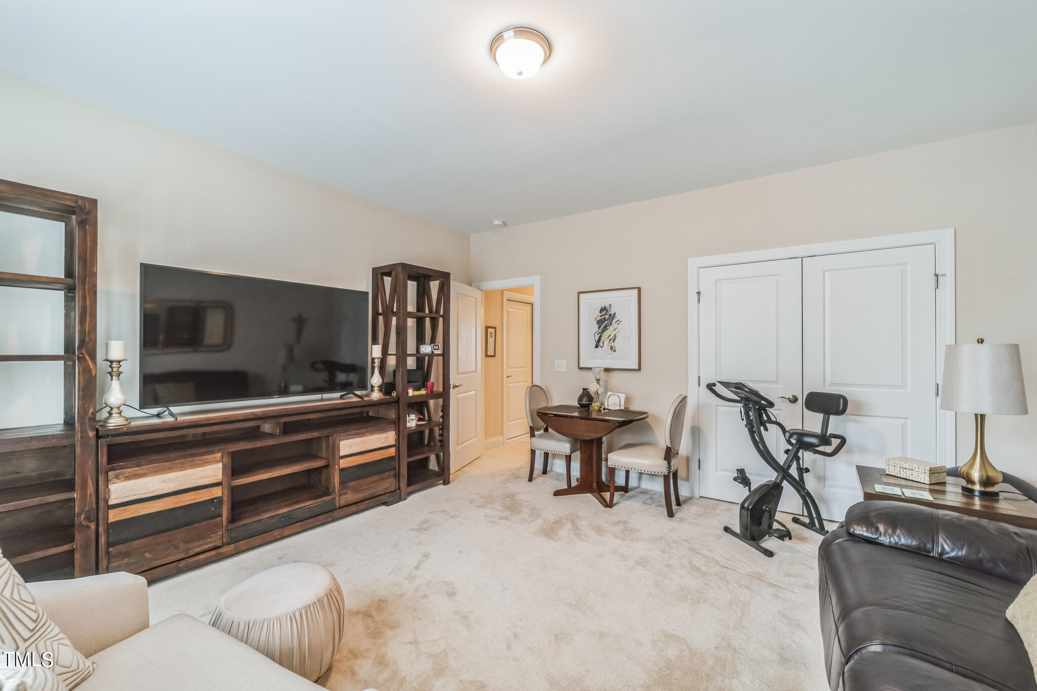 2484 Patriot Bluffs Drive
