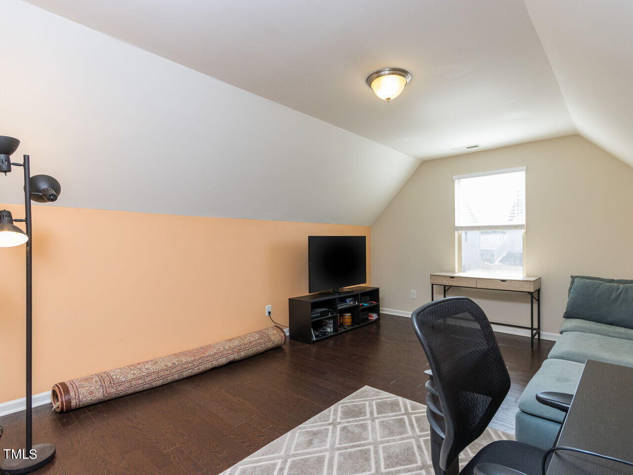 107 Northern Shrike Court