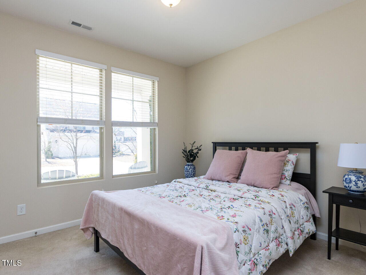 107 Northern Shrike Court