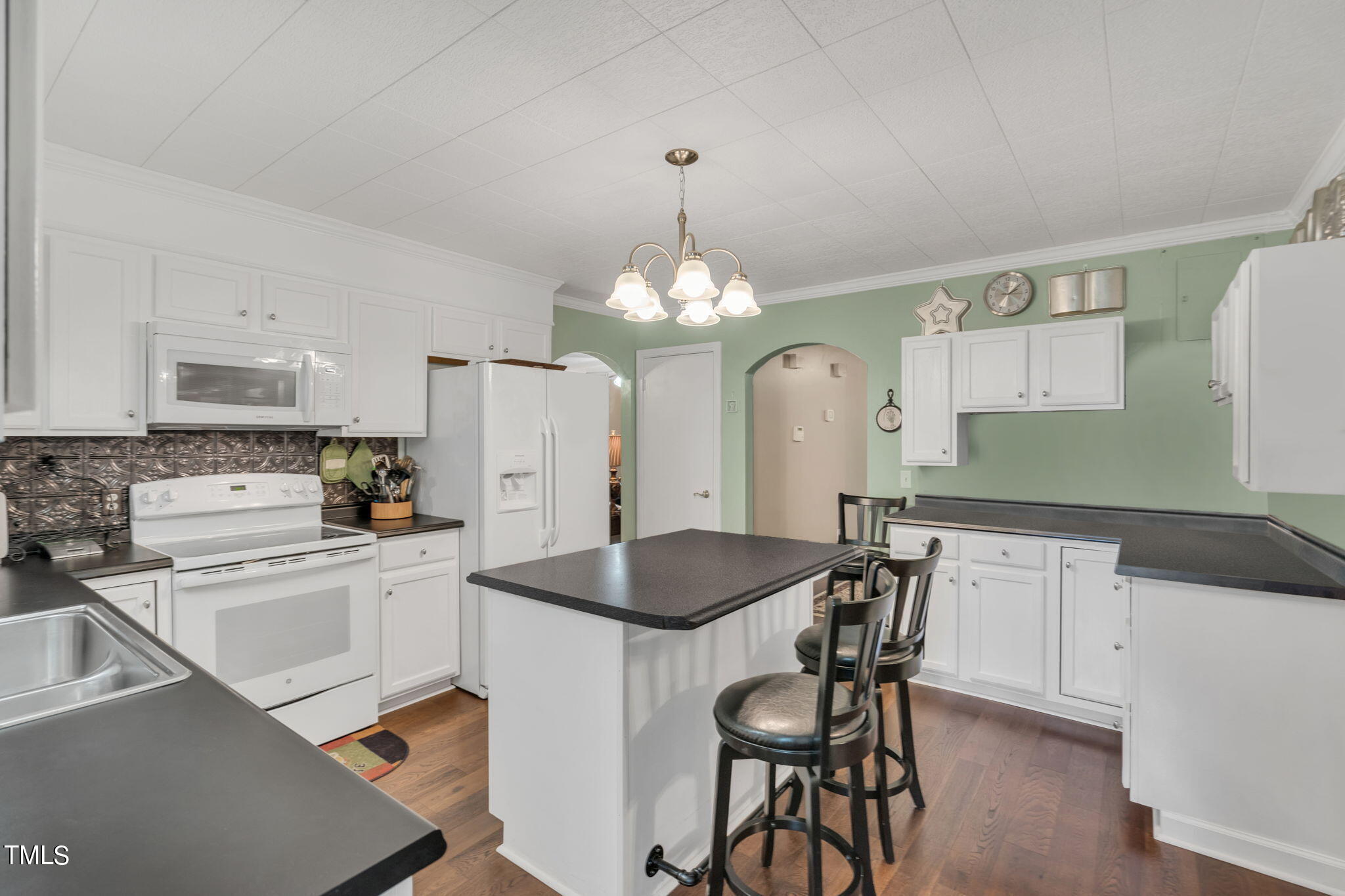 2117 Eveton Lane