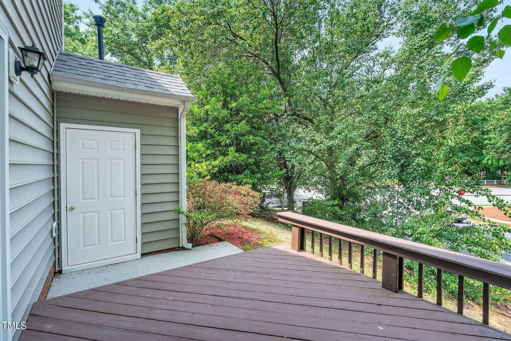 11701 Garden Warbler Lane