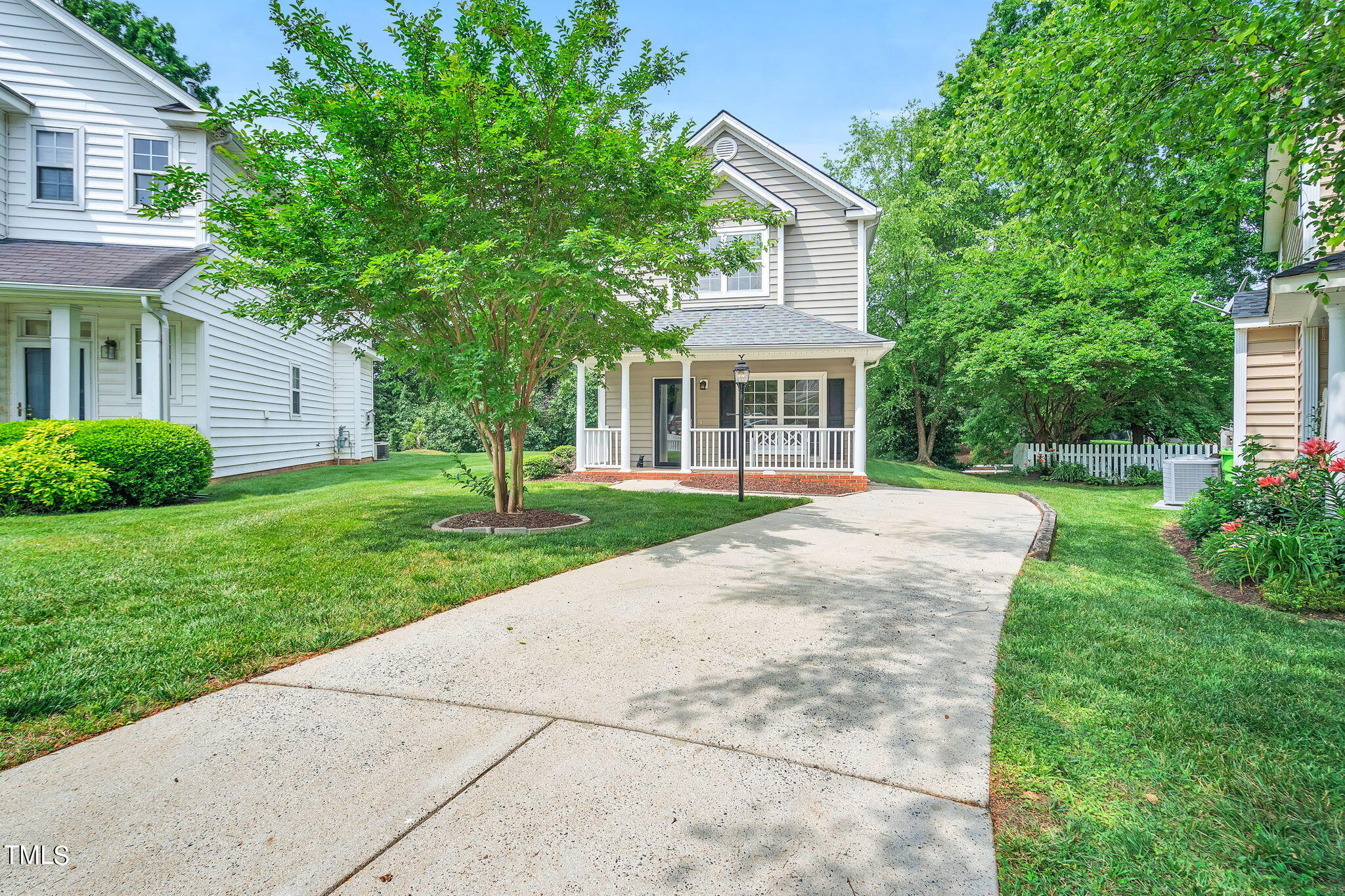 11701 Garden Warbler Lane