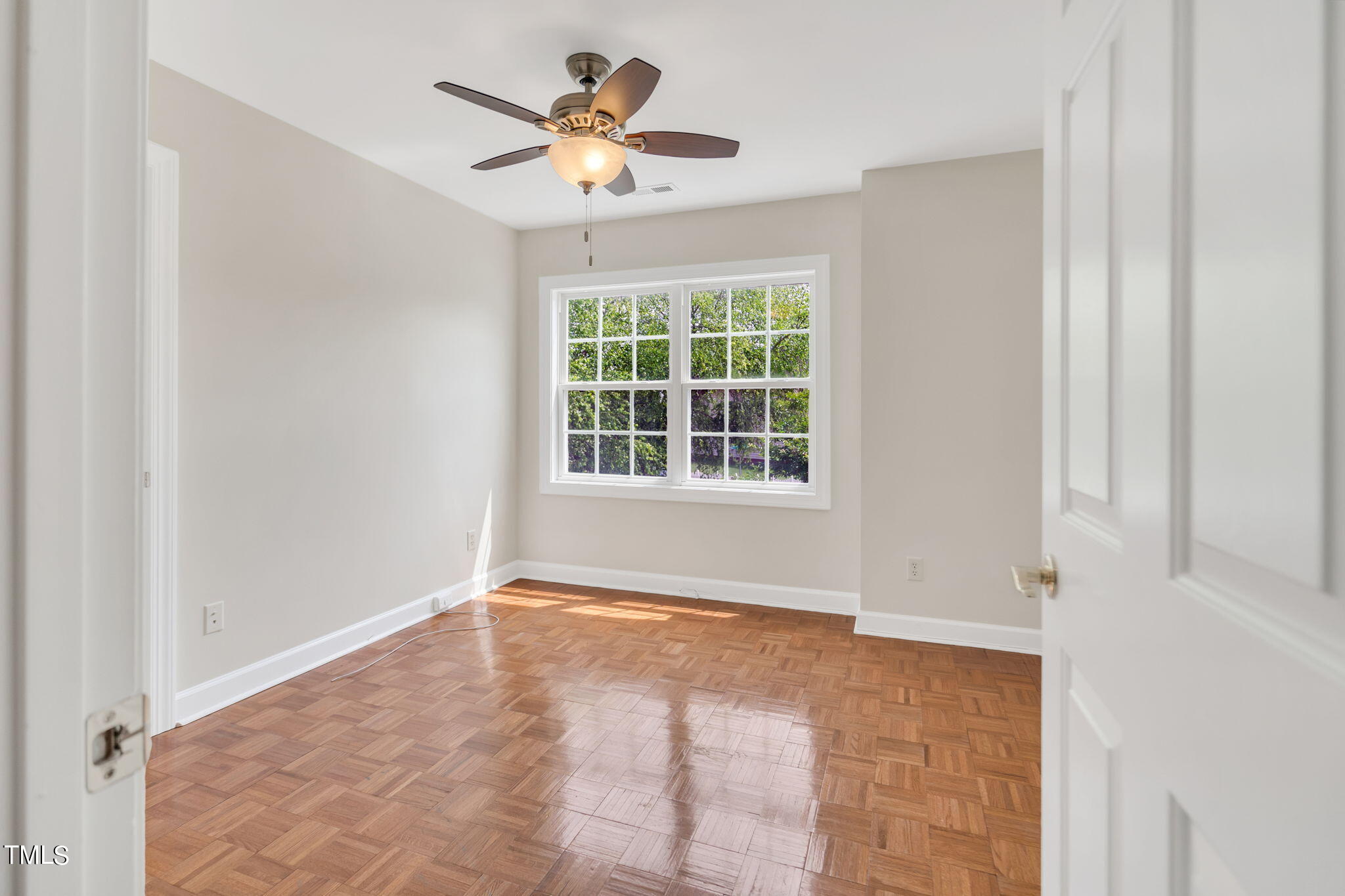 11701 Garden Warbler Lane