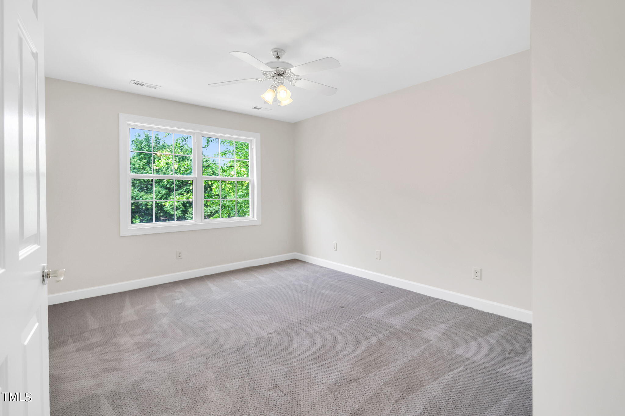 11701 Garden Warbler Lane