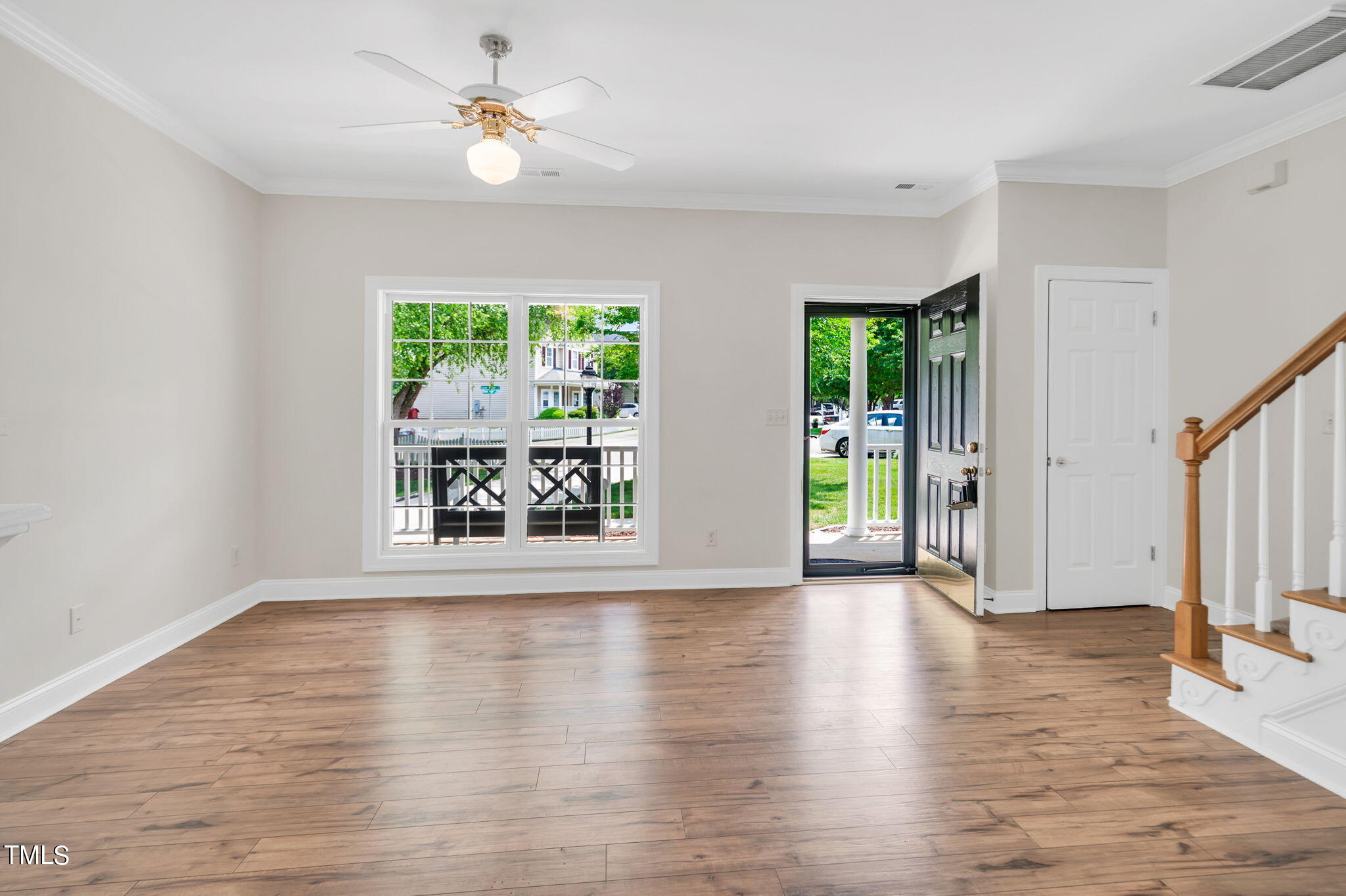 11701 Garden Warbler Lane
