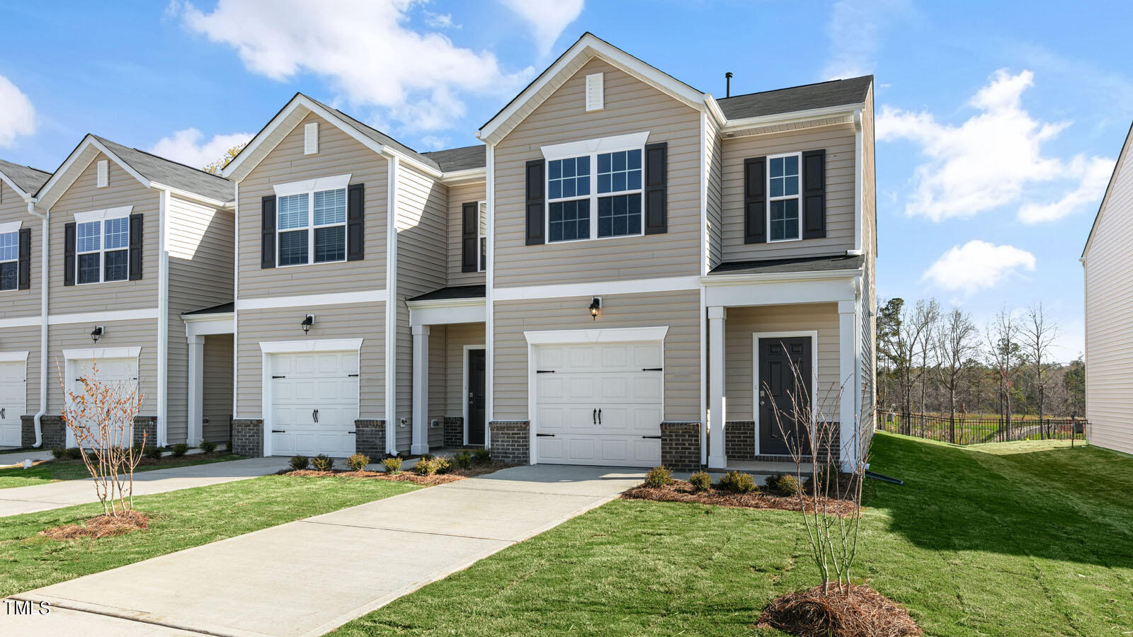 495 David Hill Drive